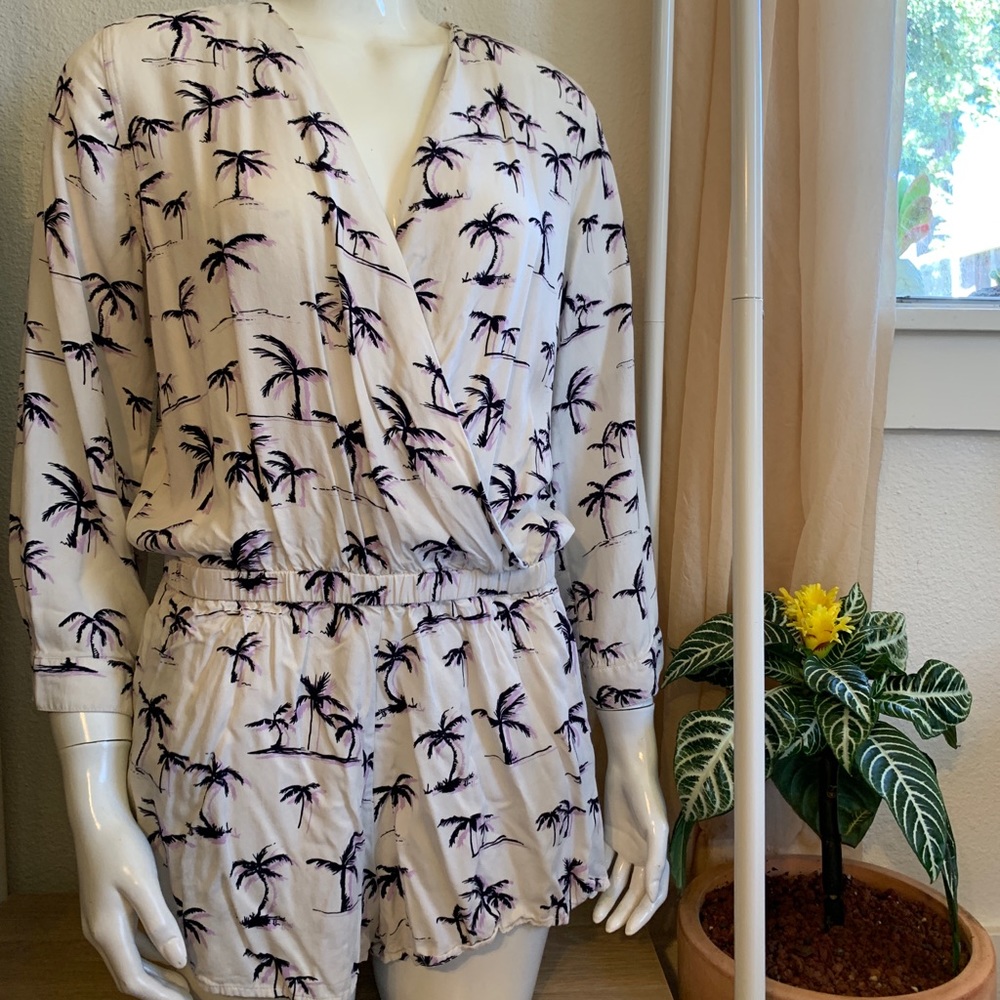🌴 american apparel palm tree romper 🌴